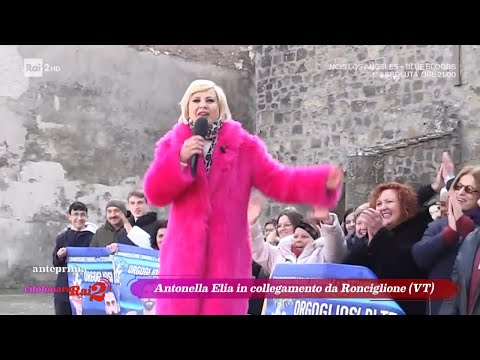 Antonella Elia in diretta da Ronciglione, paese di Marco Mengoni - Citofonare Rai2 19/02/2023