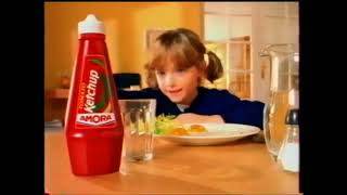 Publicité 1997 Amora Ketchup (La petite fille dessine avec du ketchup)