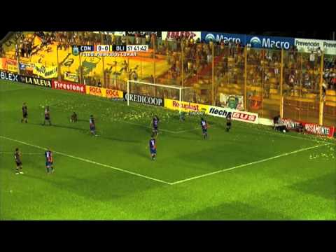 Encina casi llega al gol. Crucero del Norte 0 - Olimpo 0. Fecha 5. Primera División 2015. FPT.