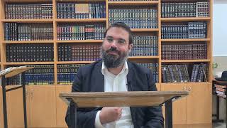 הרב חיים סרוסי - פרשת דברים - תזהרו בכבוד חברכם (הרב חיים סרוסי) - התמונה מוצגת ישירות מתוך אתר האינטרנט יוטיוב. זכויות היוצרים בתמונה שייכות ליוצרה. קישור קרדיט למקור התוכן נמצא בתוך דף הסרטון