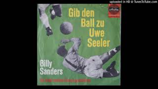 Musik-Video-Miniaturansicht zu Gib den Ball zu Uwe Seeler Songtext von Billy Sanders