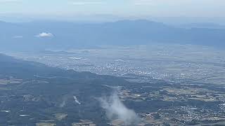 会津富士こと磐梯山に登りました。猪苗代湖や遠く飯豊連峰など、展望の良さは抜群です。