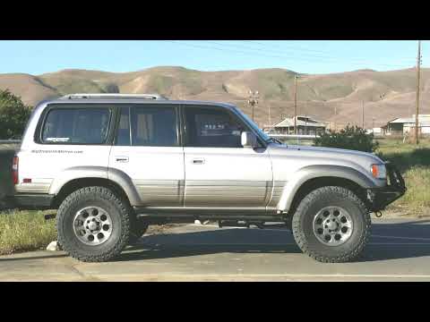 Lx450 with 37\" ST Maxx tires 2.5\" suspension 1\" body lift Fj80 80 series