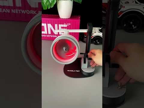 A model aircraft engine with water added to the tail flame that acts as a humidifier