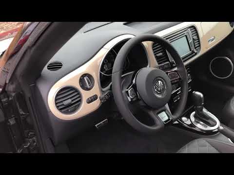 Full Walk Around of a 2019 Volkswagen Beetle Convertible SEL Final Edition