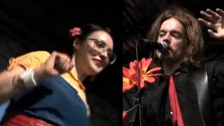 I&#39;m From Barcelona - Chicken Pox (Live)