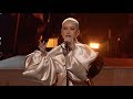 Videoklip A Great Big World - Fall On Me (ft. Christina Aguilera) (Live from the 2019 AMAs)  s textom piesne