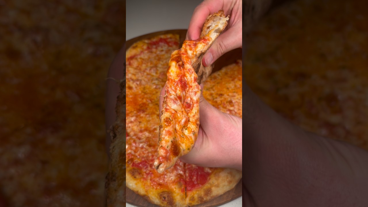 The f’Art of homemade pizza🍕  #pizza #food #asmr #mukbang #recipe