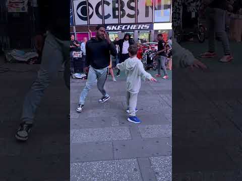 Times Square street breakdancing 917#timessquare #breakdance #manhattan #newyorkcity #viral