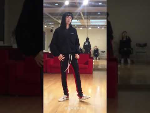 [Dance Practice] UNIQ Wang Yibo x Swalla