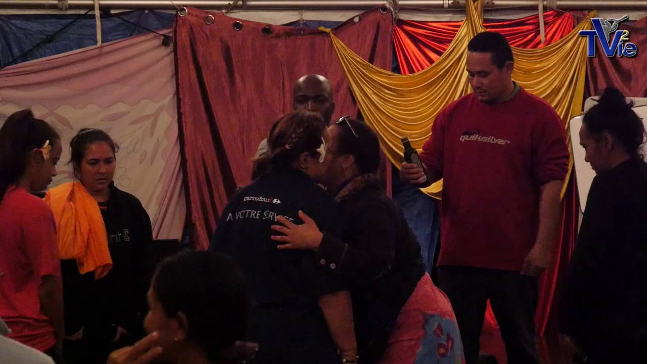 Thumbnail of video: Allez et guérissez - Taravao / Polynésie Française (07/07/16)