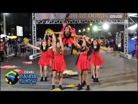 Corpo coreográfico da Banda de Musica FAMOC no concurso em Dias D'Ávila - BA 2025
