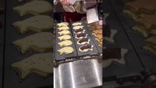 Download lagu Japanese Street Dessert - Taiyaki #shorts mp3