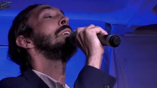 Ricardo Mesquita       "Quando os Outros te Batem, Beijo-te Eu"