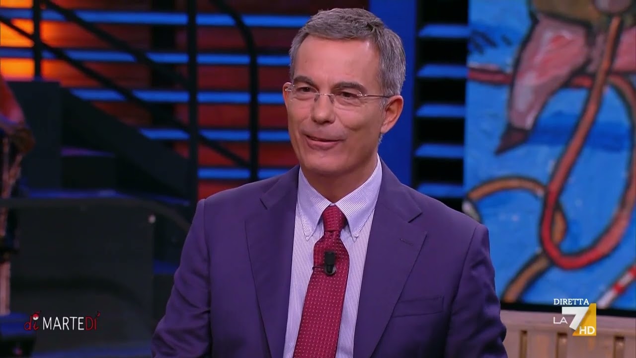 Vecchioni: "Il patriottismo nasce nell'800, se ne sono appropriati i partiti conservatori di destra"