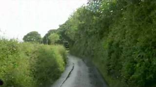 preview picture of video 'Smal, smaller: landweg in Devon Zuid-Engeland'