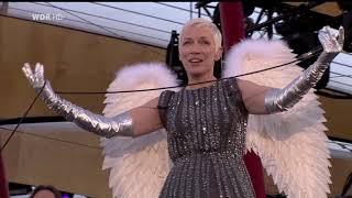Annie Lennox - There Must Be An Angel (Playing With My Heart) [Live 2012 HD]