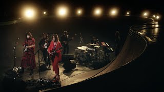 Sleater-Kinney - Worry With You (Live on The Late Show with Stephen Colbert)