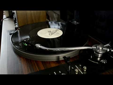 First Choice Featuring Rochelle Fleming – Let No Man Put Asunder