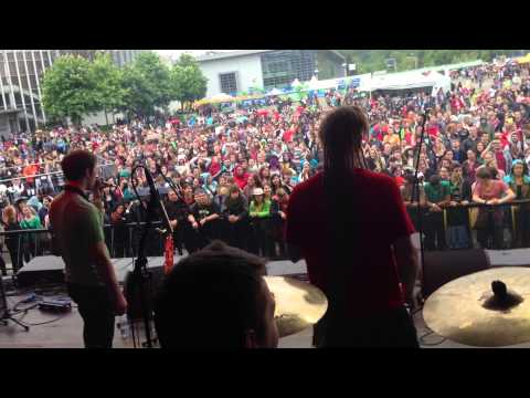 Fast Food Orchestra LIVE Mighty Sounds 2013 - Sound Gangsters