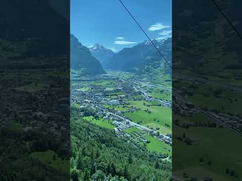 Auffahrt Eggberge Flüelen mit Sicht auf Altdorf 🇨🇭