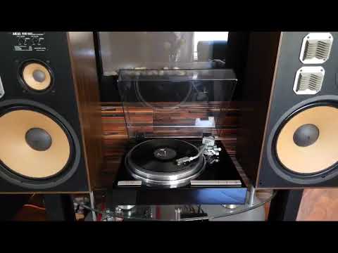 AKAI SW-177 SPEAKERS SOUNDS....
