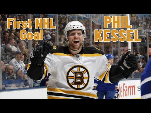 Phil Kessel #81 (Boston Bruins) first NHL goal Oct 21, 2006 (Classic NHL)