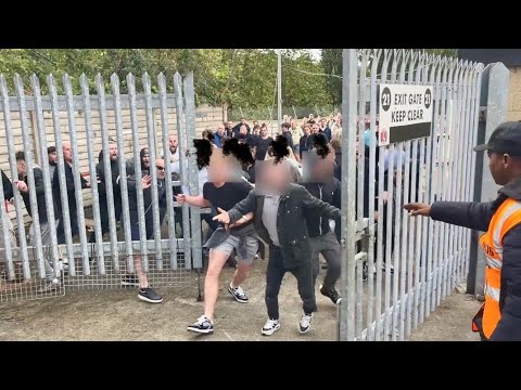 Charlton - Millwall 13.09.2025 Fans clash after the game