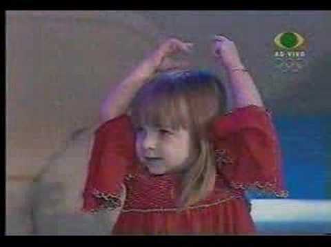 BETCHARY OFICIAL -  MÚSICA E DANÇA CIGANA (  SHOW CIGANO )