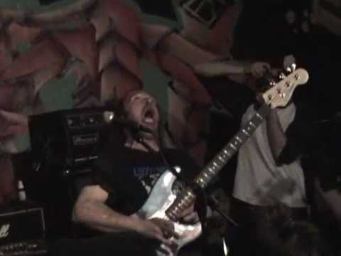Bastard Noise - Earth on a Stretcher (Live at 924 Gilman)