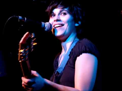 12/22 Kaki King - Doing The Wrong Thing/My Nerves That Committed Suicide 1/2 @ Belly Up, SB 05/23/10