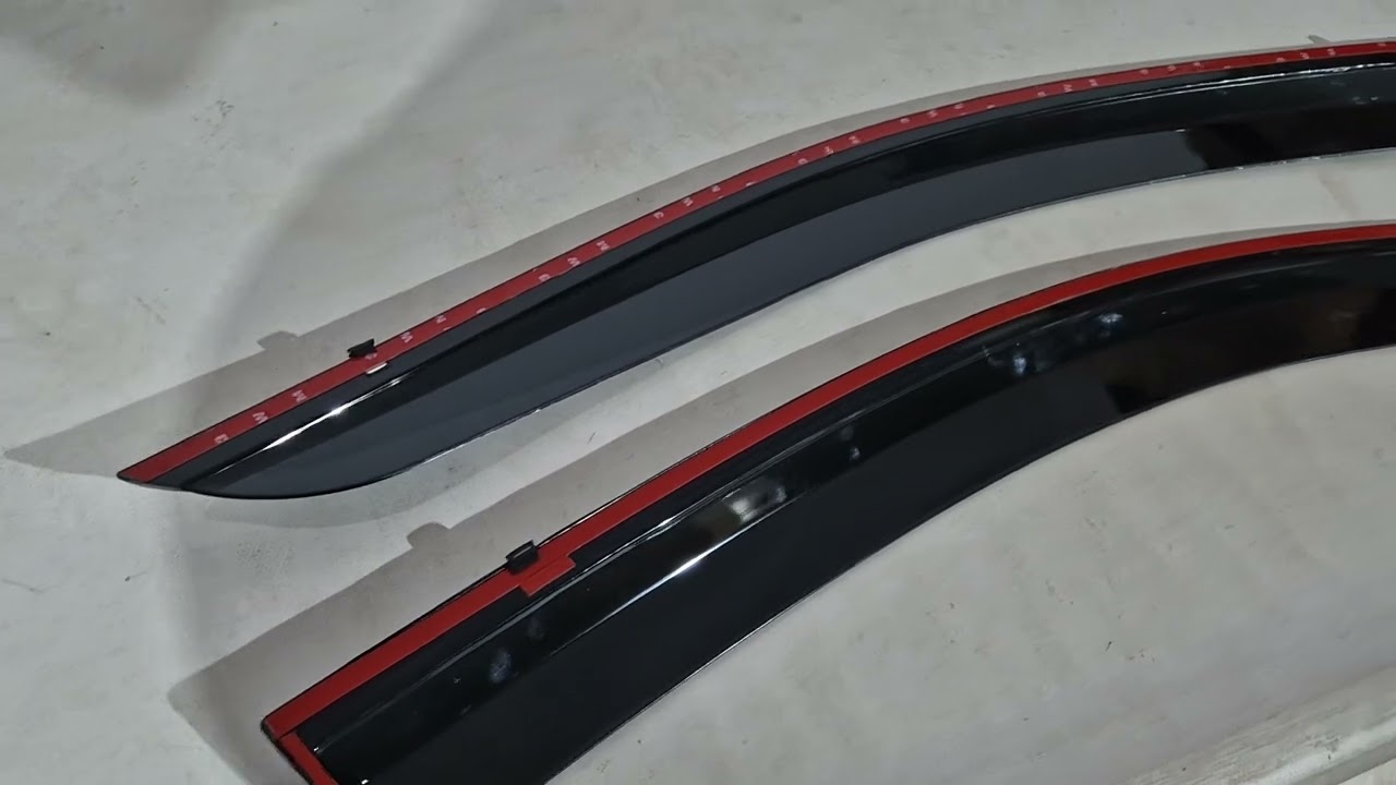 Renault Dokker 2013-2022 рр. Вітровики з хромованим молдингом Niken Luxury (2 шт) Video 1