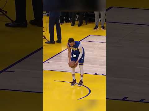 Only Stephen Curry Saw This 👀