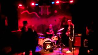 C.R.I.M.E. (The Hives cover band) - A.K.A.I.D.I.O.T. - Live (6 of 10)