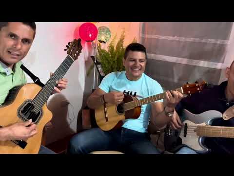 Perdido En Las Copas - Rómulo Caicedo (Grupo Élite Popular)