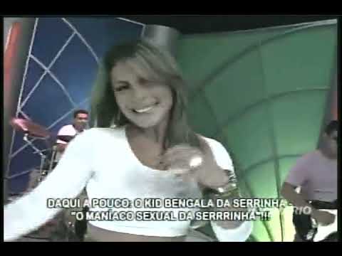 Enio Carlos 18 02 13   Mari e as assistentes dançando ao som de Afoxé