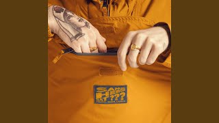 Napapijri (Feat. ???)