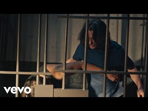 LUNA CLIPSE - The Twin Towers (Official Video) ft. KASH JULIANO