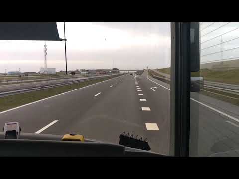 De Afsluitdijk per bus