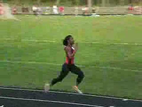 AHHS Girls 200m with Sade