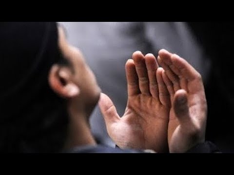 Sa ndikon lëmosha (sadakaja) në pranimin e lutjes?