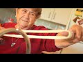 ARMENIAN NENE STRETCHING CHEESE CHECHIL հայկական Չեչիլ ABUELA ARMENIA HACIENDO QUESO