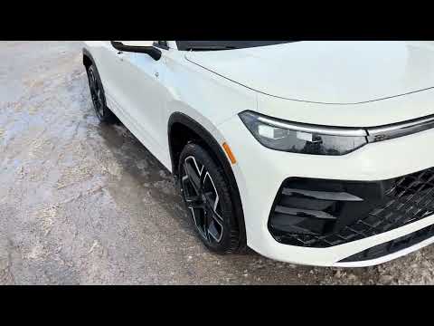 2026 Volkswagen Tiguan Highline Turbo R-Line 4MOTION for sale at Belleville Volkswagen in Belleville, ON