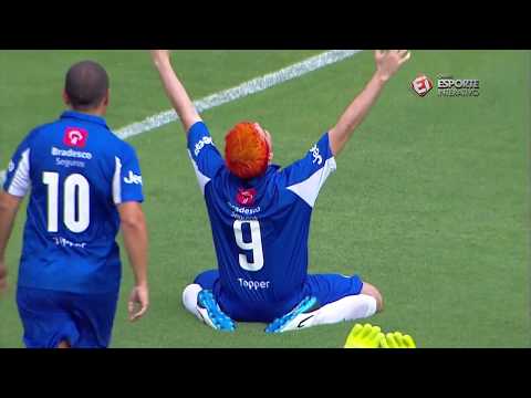 Jogo dos Artistas: veja os gols da partida entre o time azul e o time amarelo