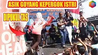 Download lagu KOCAK! ASIK NYAWER BIDUAN KEPERGOK ISTRI. mp3 Download lagu KOCAK! ASIK NYAWER BIDUAN KEPERGOK ISTRI. mp3