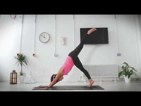 YOGA Menopause 30 Minute Continuous Flow Yoga - All levels