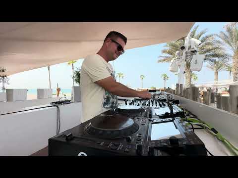 Tom Noize - Nikki Beach Dubai - Best House Music - Live DJ Set