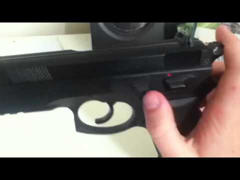 comment demonter un cz 75d compact