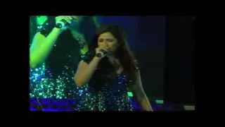 Dheere Dheere (Saibo) song Shreya Ghoshal Live at Dharwad Utsav 2013 Dec15