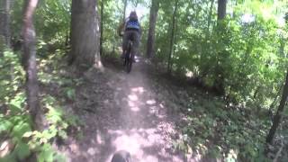 preview picture of video 'Riding the trails of Illiniwek Park, Hampton Illinois'